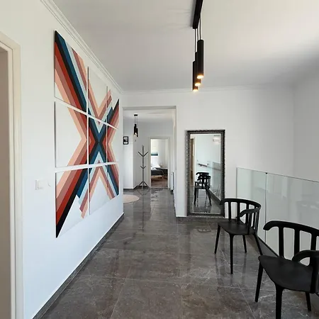 Captains Quarters Rhodes *